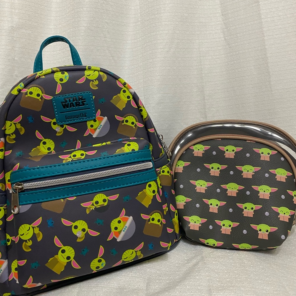 NWOT Star Wars The Mandalorian The Child Mini-Backpack and Cosmetic Bags set (2)
